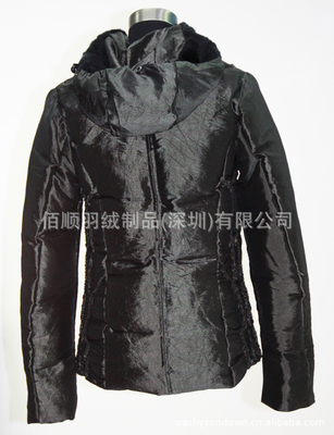 廠家生產(chǎn)供應(yīng)百褶皺花邊女裝連帽保暖羽絨服制衣工廠訂制加工056圖片,廠家生產(chǎn)供應(yīng)百褶皺花邊女裝連帽保暖羽絨服制衣工廠訂制加工056圖片大全,佰順羽絨制品(深圳)-5-